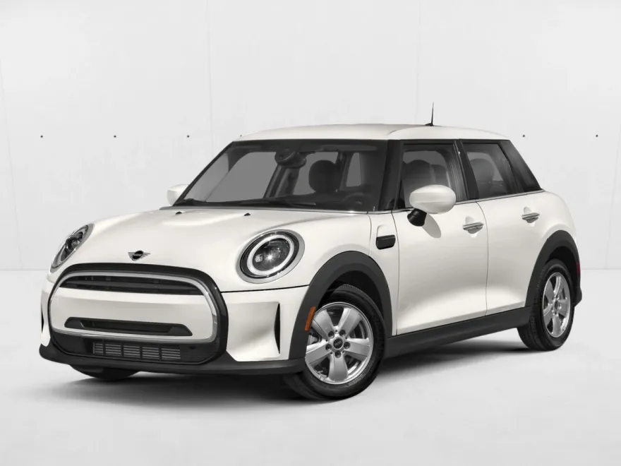 2023 Mini Cooper 4 Door Hardtop photo 1