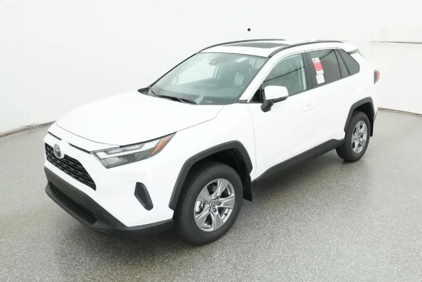 2025 Toyota RAV4 XLE photo 1