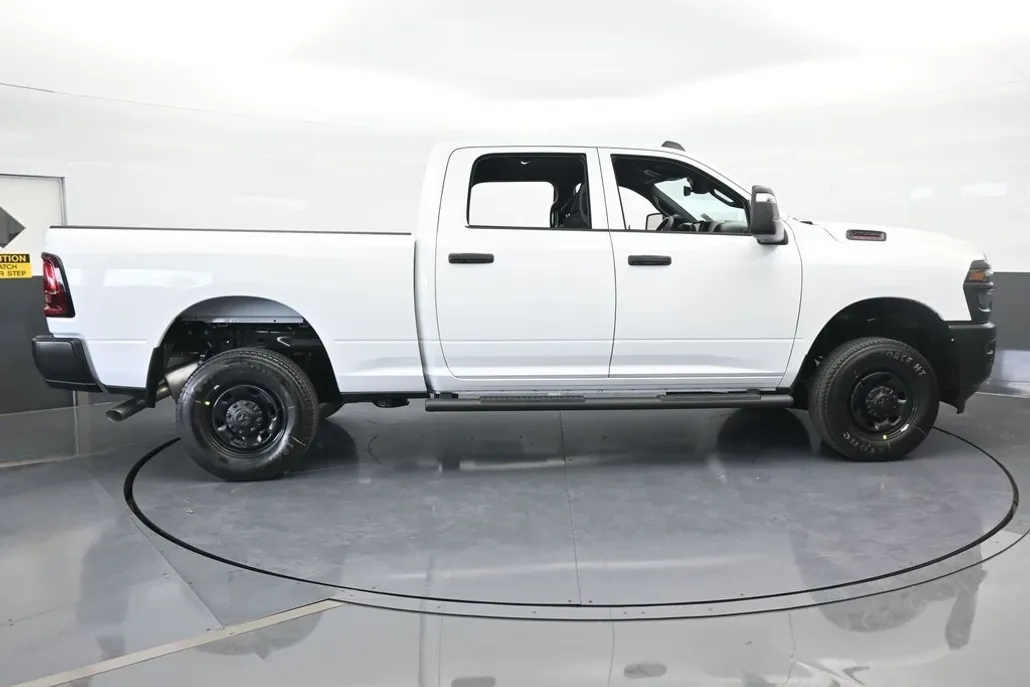 2025 Ram 2500 Tradesman photo 1