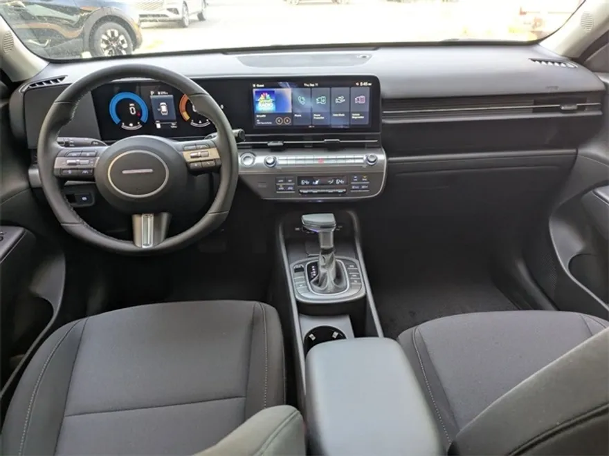 2026 Hyundai Kona SEL photo 1