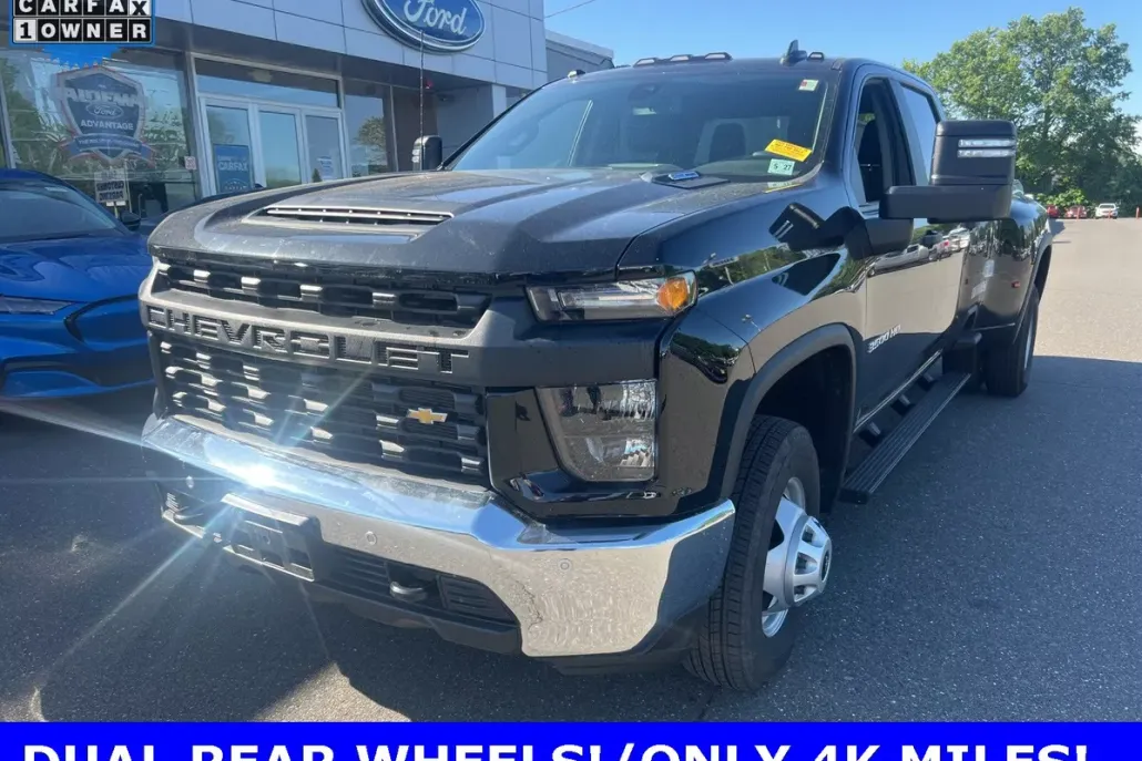 2022 Chevrolet Silverado 3500HD Work Truck photo 1