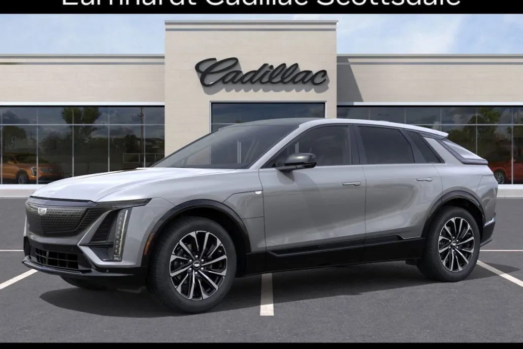 2026 Cadillac Lyriq Sport photo 1