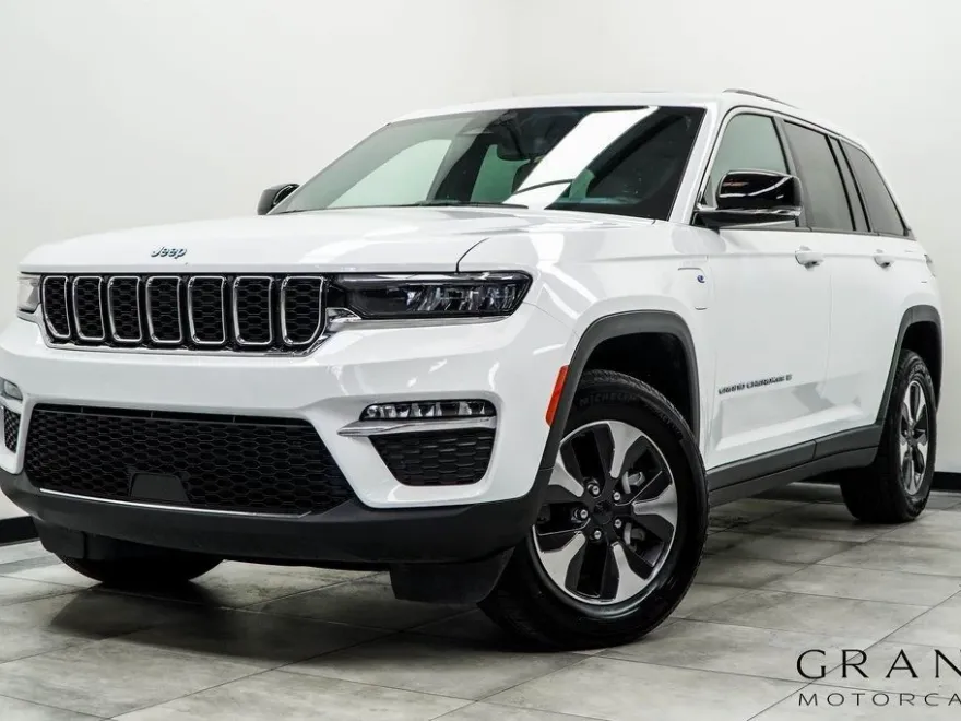 2024 Jeep Cherokee Limited 4xe photo 1