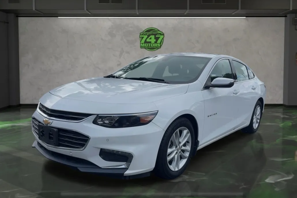 2018 Chevrolet Malibu Hybrid photo 1