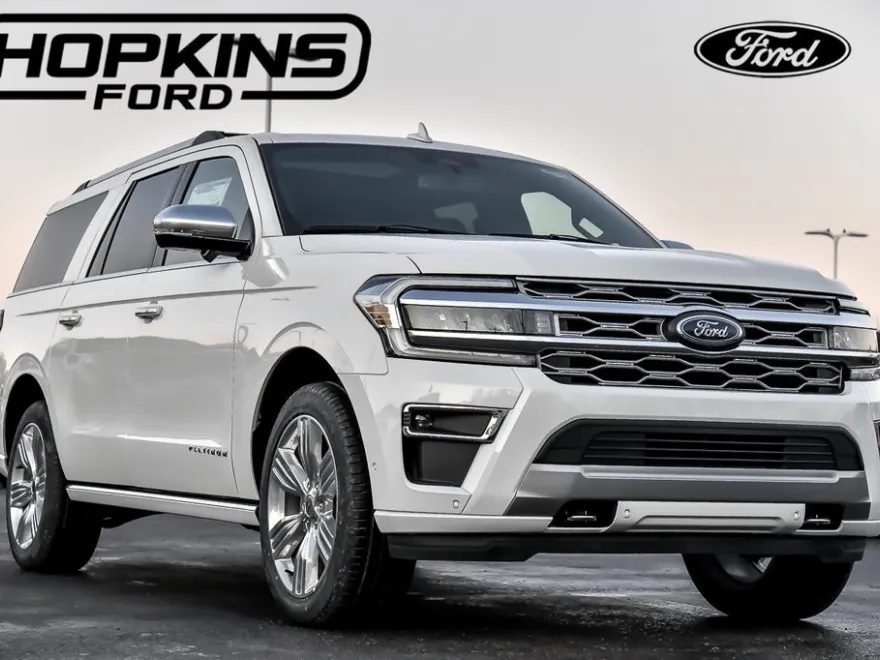 2024 Ford Expedition MAX Platinum photo 1