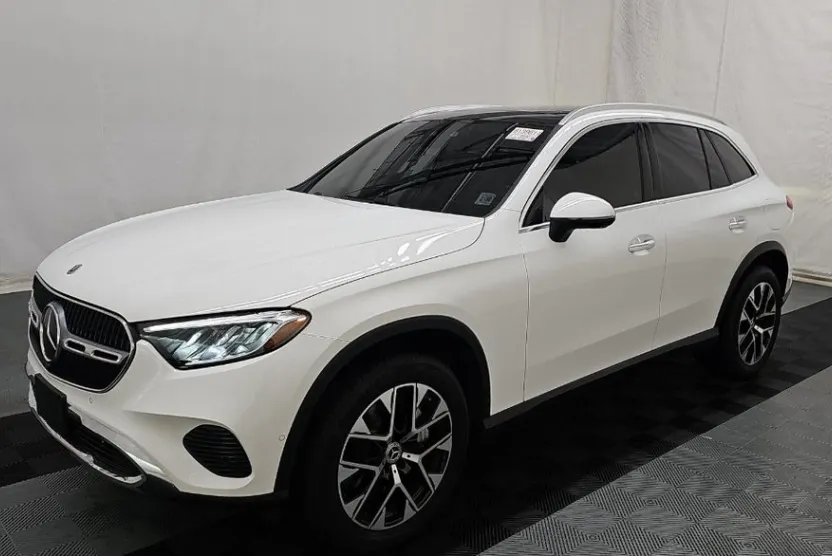 2025 Mercedes Benz GLC 350e 4MATIC photo 1