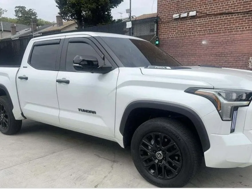 2024 Toyota Tundra Limited CrewMax photo 1