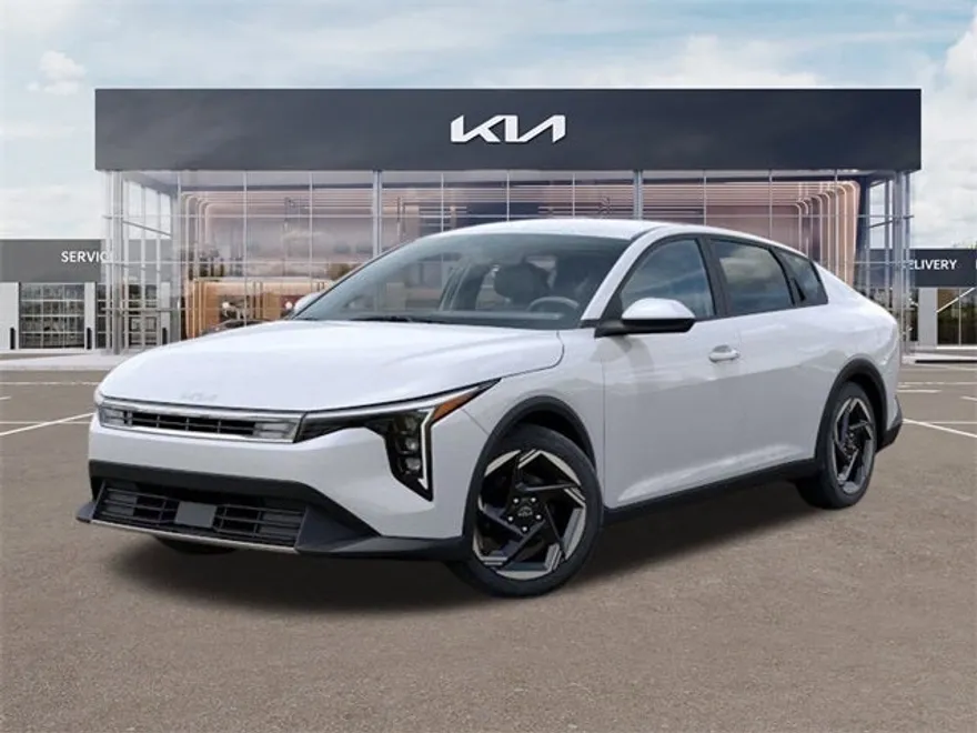 2025 Kia K4 EX photo 1
