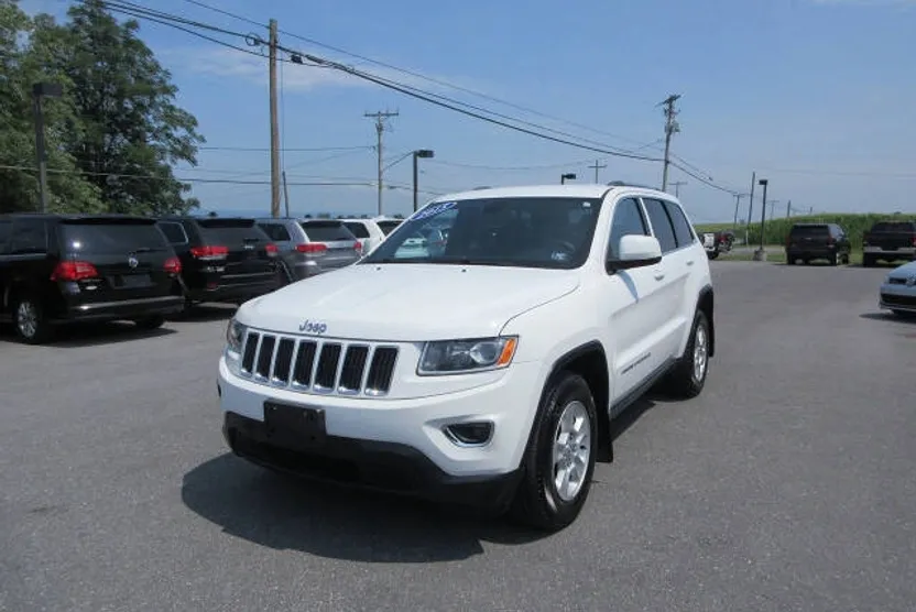 2015 Jeep Grand Cherokee Laredo photo 1