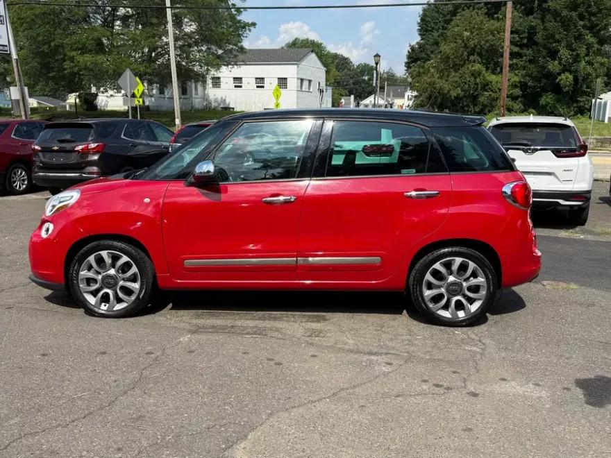 2014 Fiat 500L Lounge photo 1