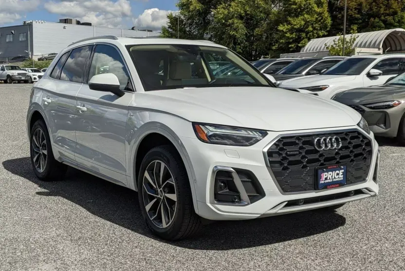 2025 Audi Q5 S line Prestige 45 TFSI Premium photo 1
