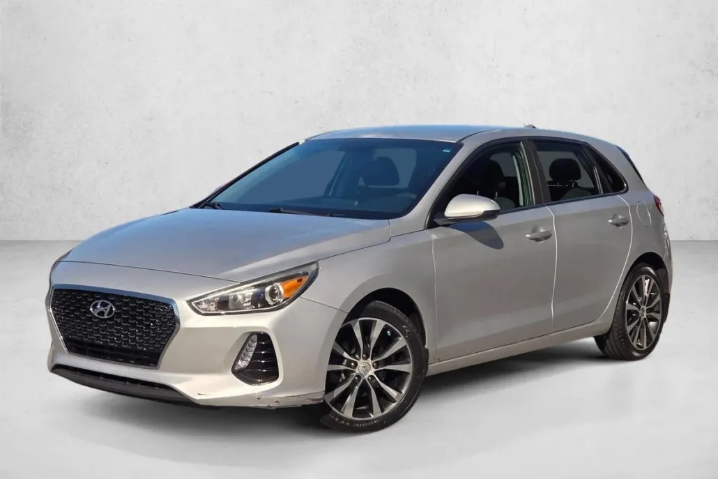 2018 Hyundai Elantra GT Base photo 1