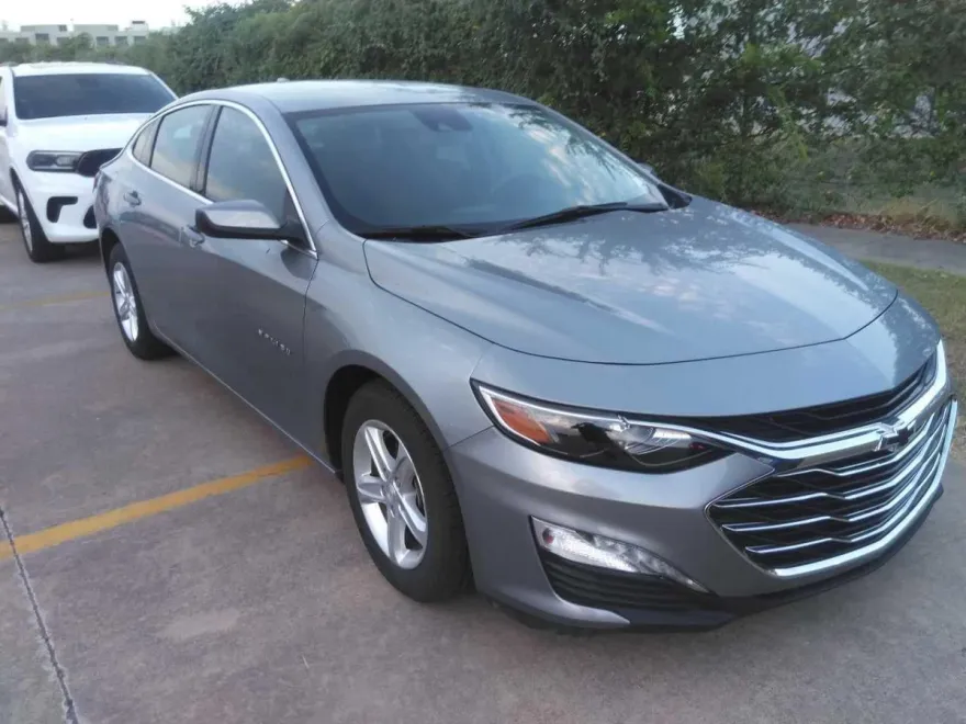 2023 Chevrolet Malibu 1LT photo 1