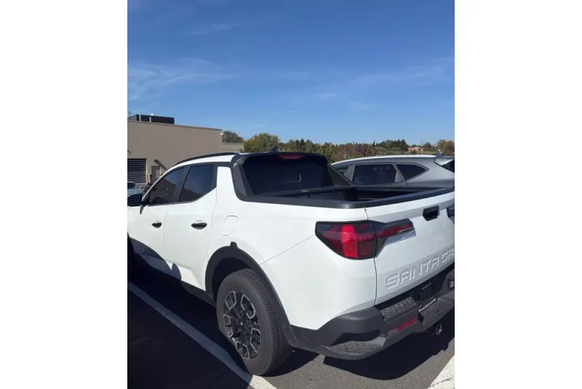 2022 Hyundai Santa Cruz SEL photo 1