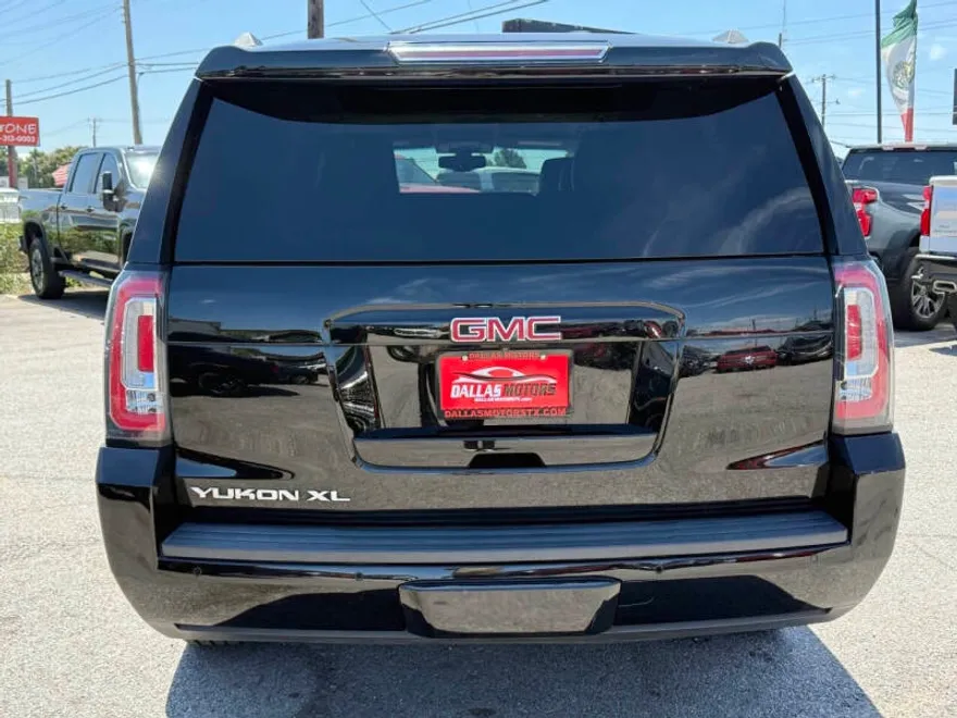 2020 Gmc Yukon XL SLE photo 1