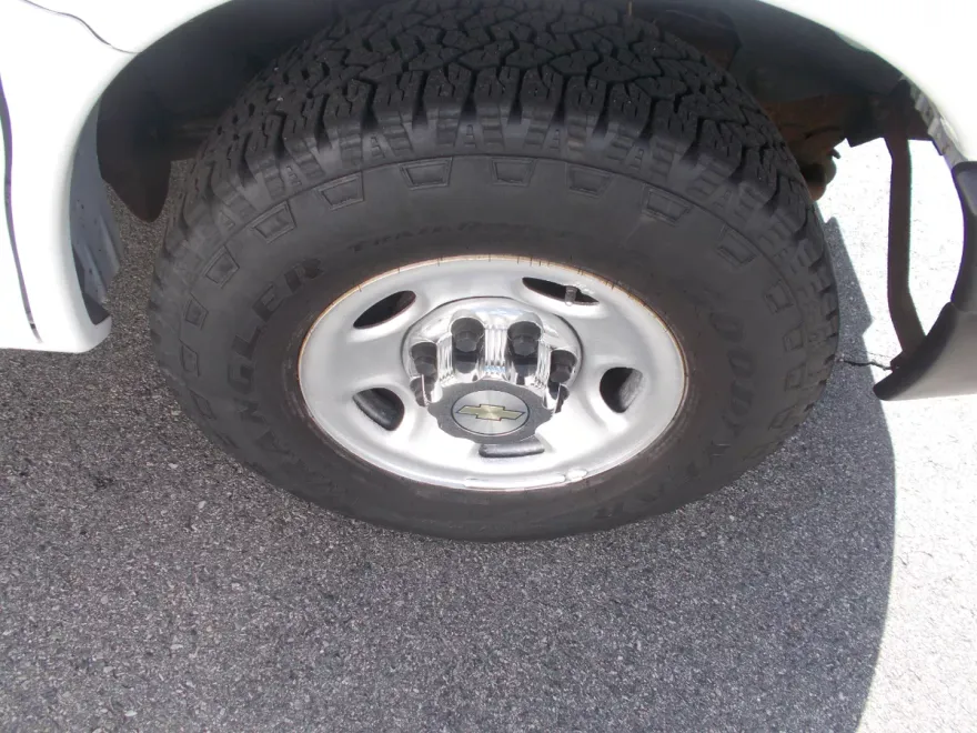 2011 Chevrolet Express Cargo photo 1
