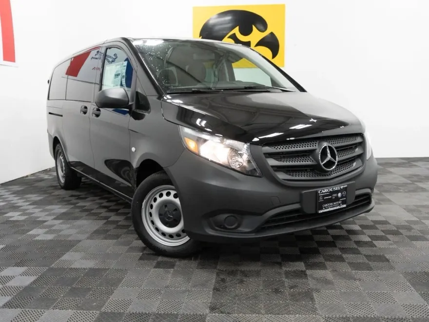 2019 Mercedes Benz Metris Passenger photo 1