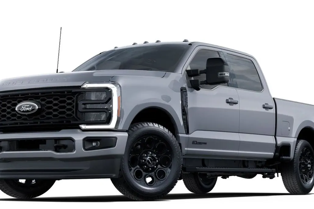 2025 Ford F-250 photo 1