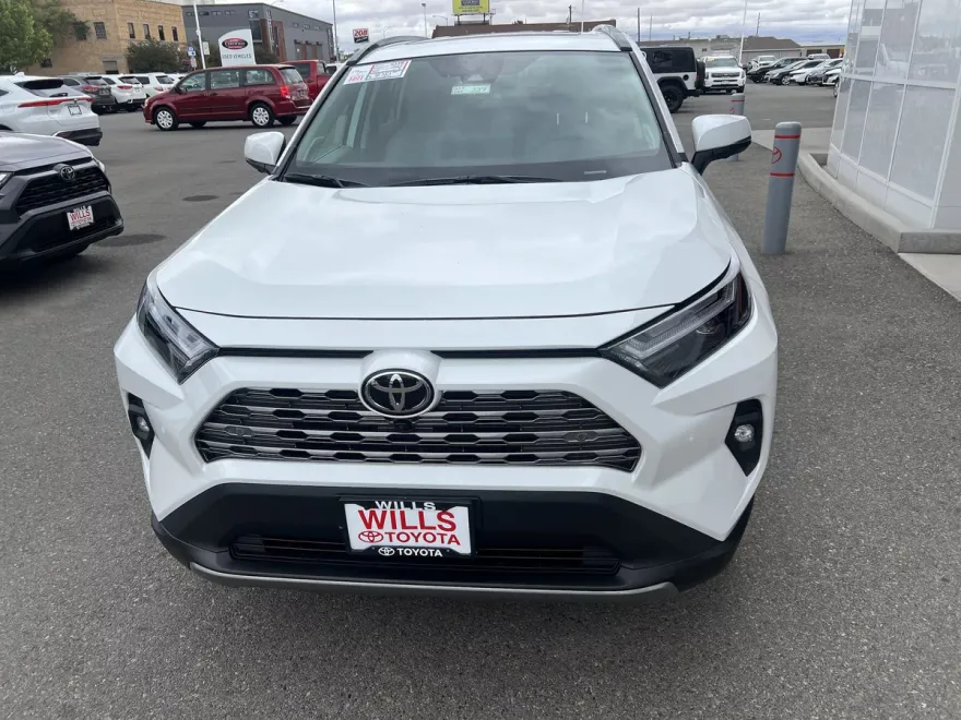 2025 Toyota RAV4 Limited photo 1