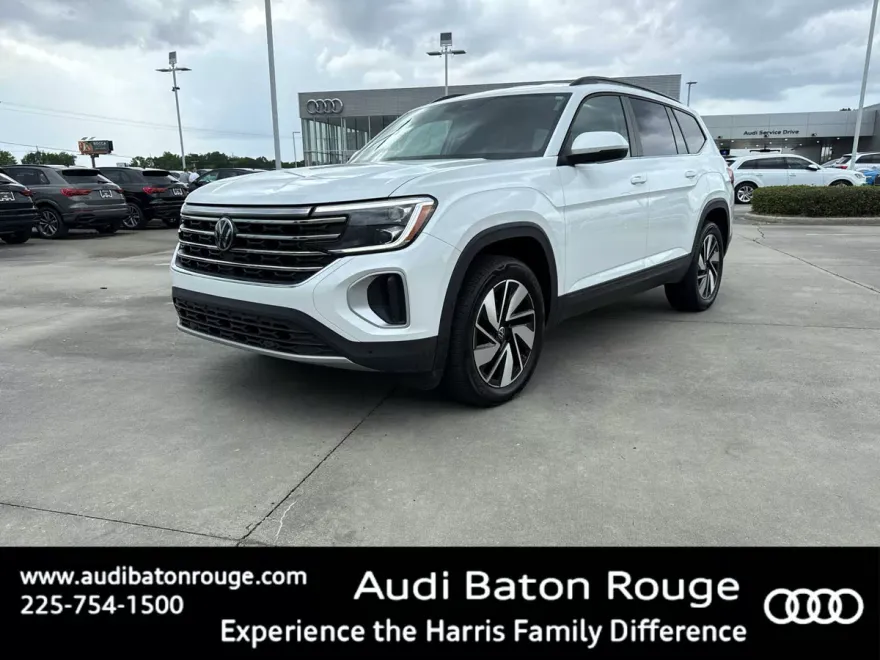 2024 Volkswagen Atlas SE photo 1