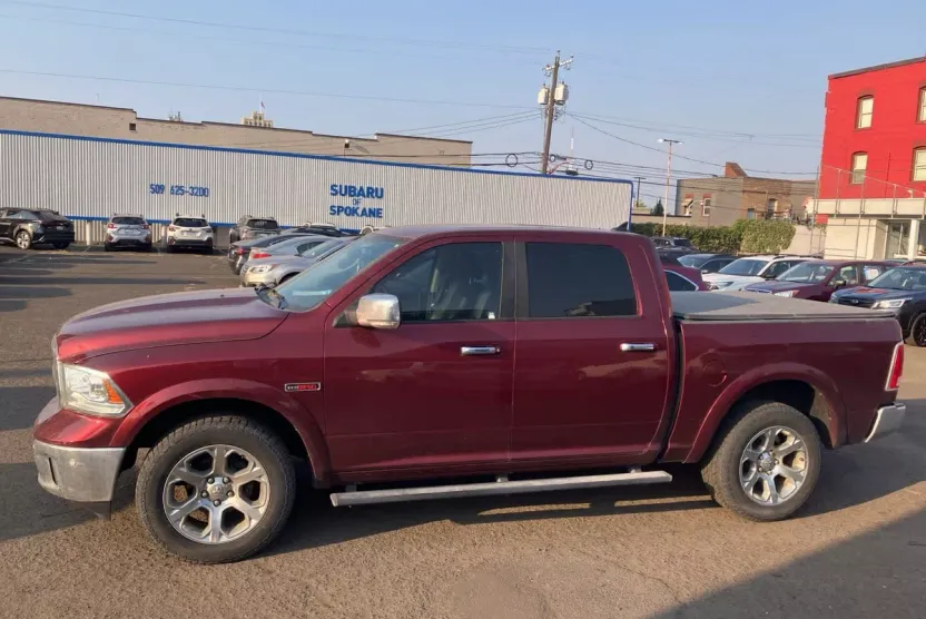 2018 Ram 1500 Laramie photo 1