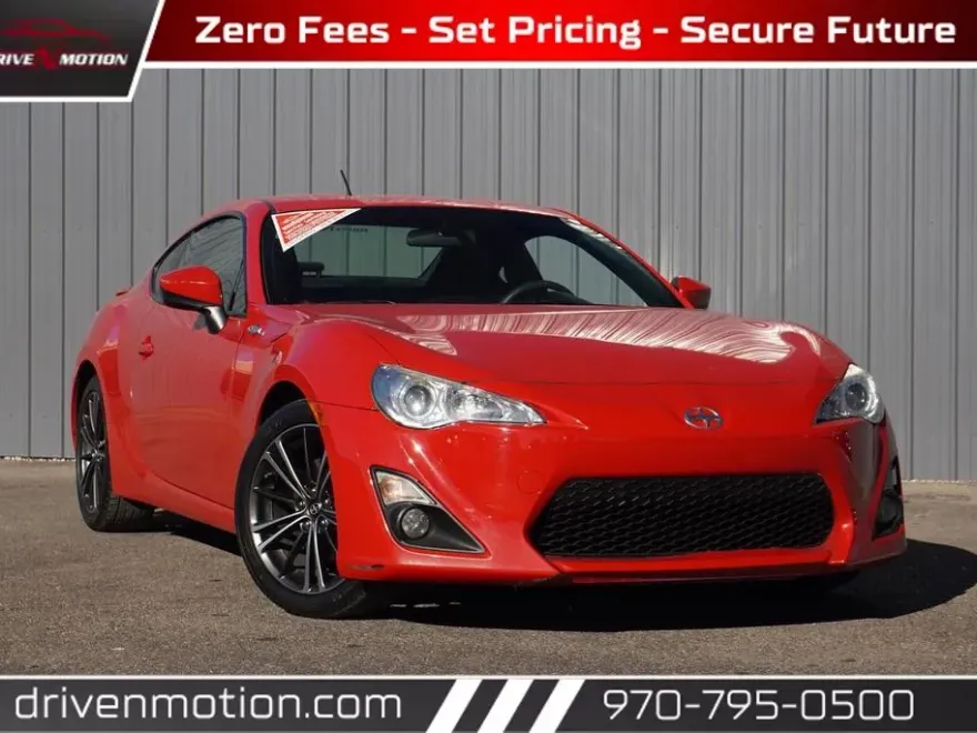 2014 Scion FR-S photo 1