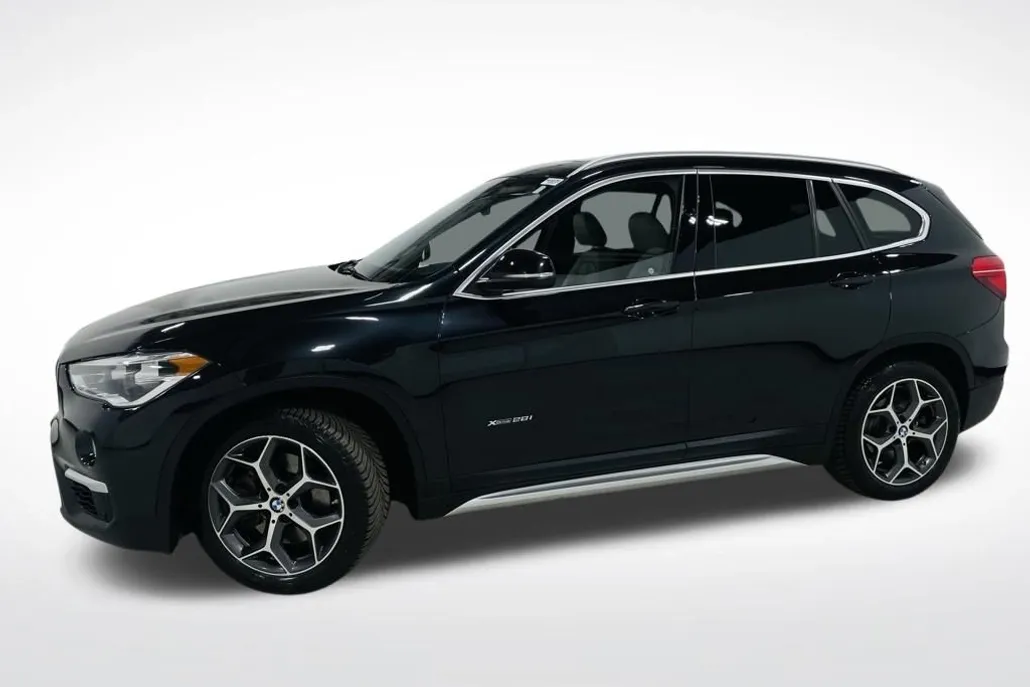 2017 Bmw X1 XDrive28i photo 1