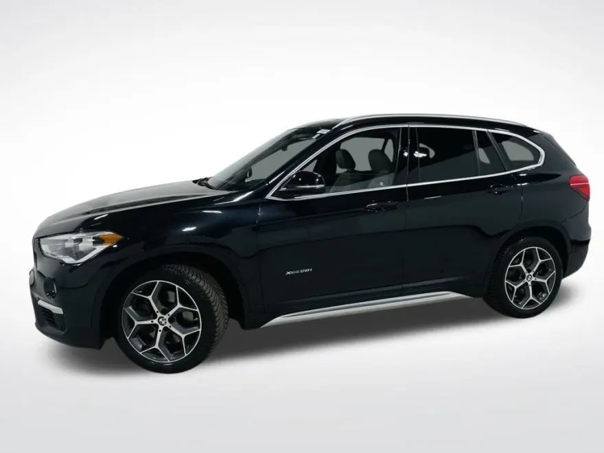 2017 Bmw X1 XDrive28i photo 1