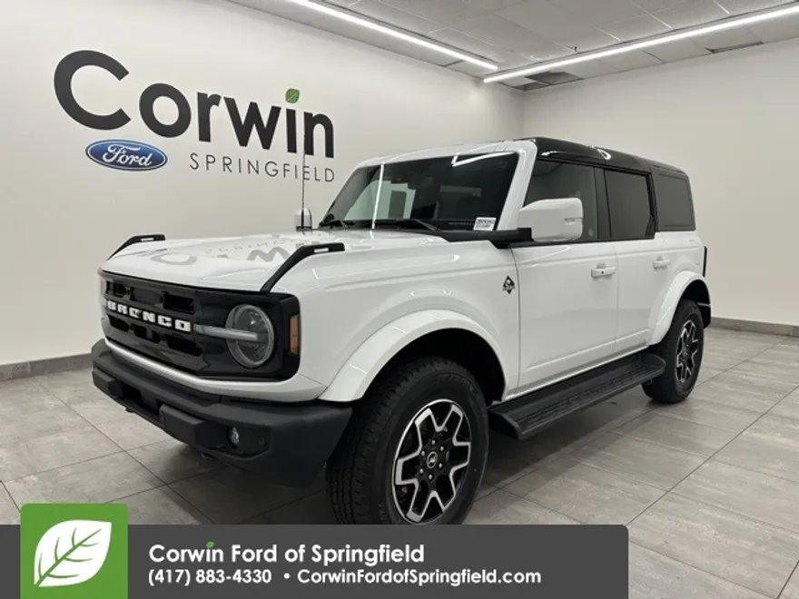 2025 Ford Bronco Outer Banks photo 1