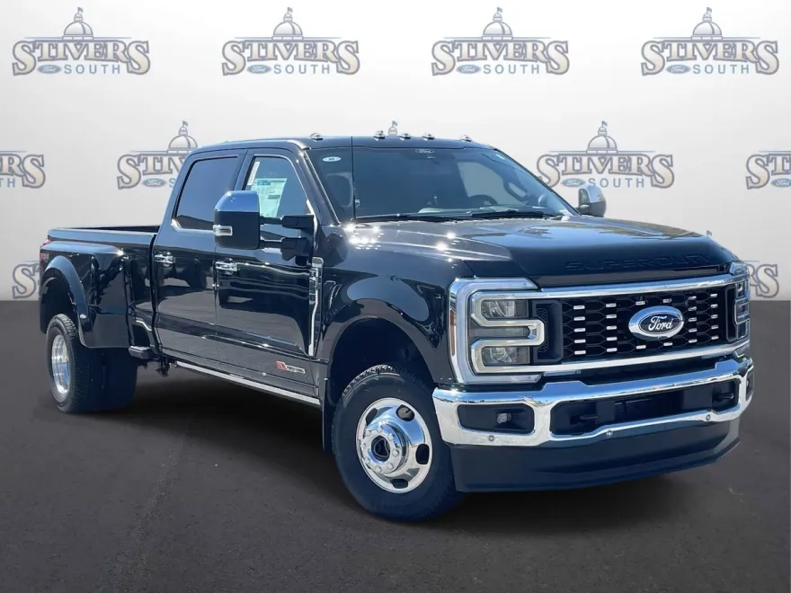 2026 Ford F-350 King Ranch photo 1