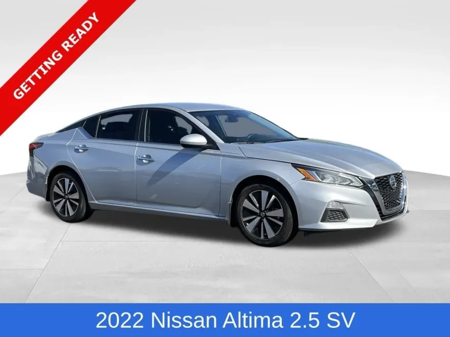 2022 Nissan Altima 2.5 SV photo 1