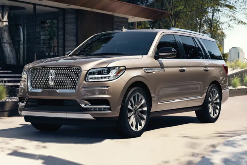 2019 Lincoln Navigator Select photo 1