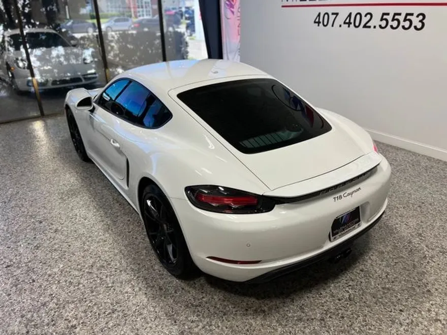 2019 Porsche Cayman Base photo 1