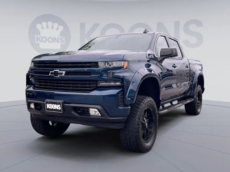 2019 Chevrolet Silverado RST photo 1