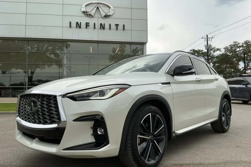 2023 Infiniti QX55 Luxe photo 1