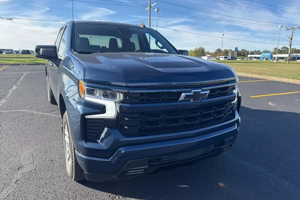 2022 Chevrolet Silverado 1500 photo 1