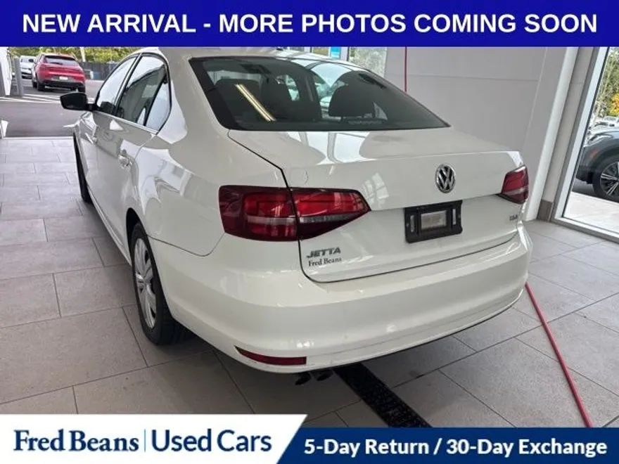 2017 Volkswagen Jetta 1.4T S photo 1