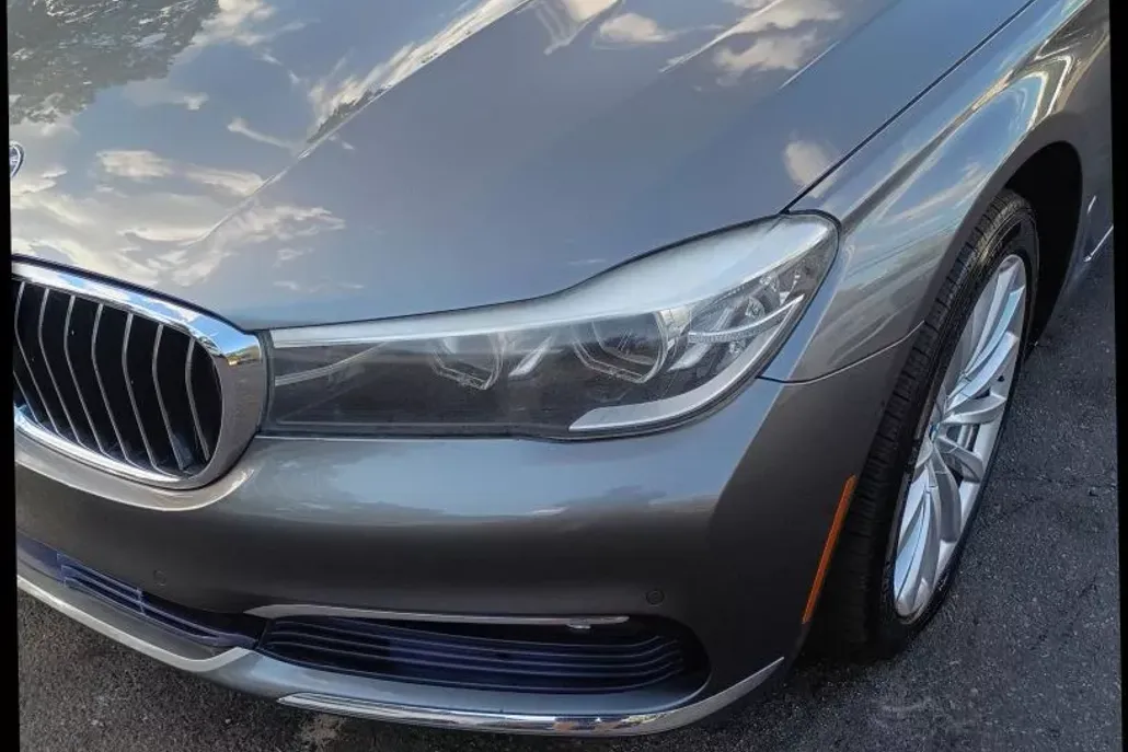 2016 Bmw 740i 7-series photo 1