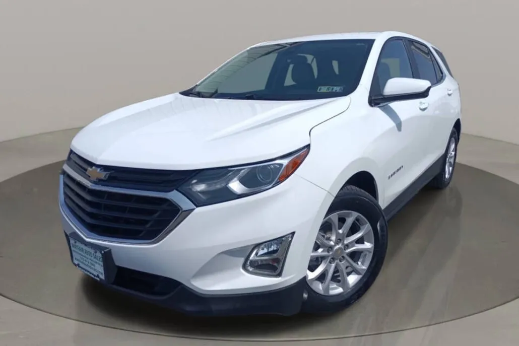 2021 Chevrolet Equinox LT photo 1