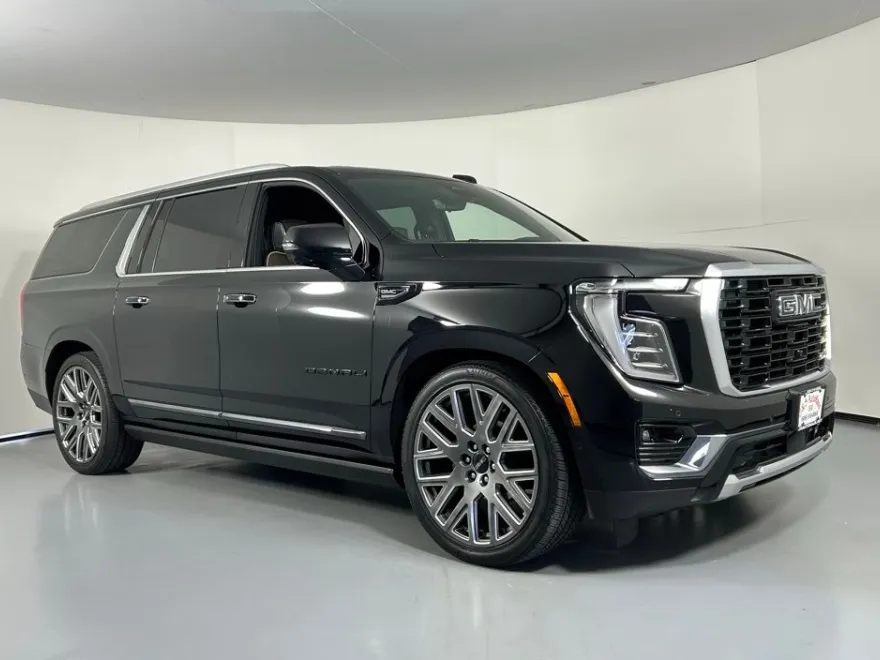 2025 Gmc Yukon XL Denali Ultimate photo 1