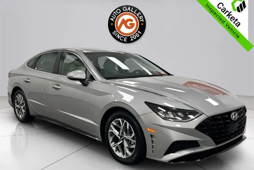 2023 Hyundai Sonata SEL photo 1
