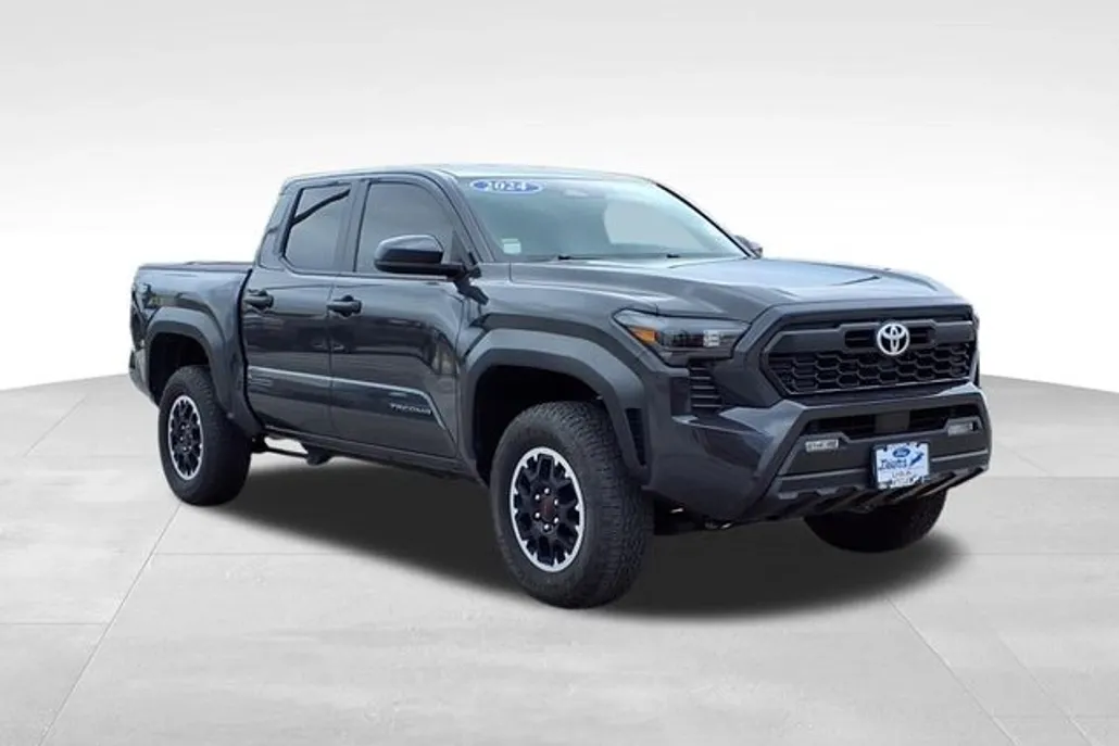 2024 Toyota Tacoma TRD Sport photo 1