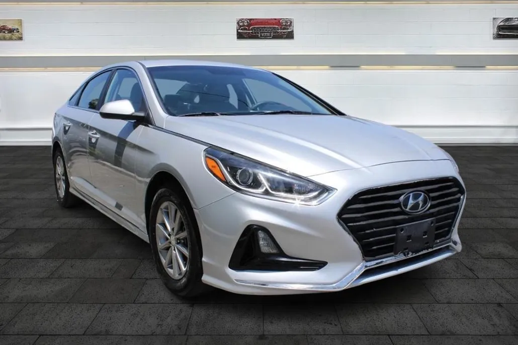 2019 Hyundai Sonata Eco SE SE photo 1