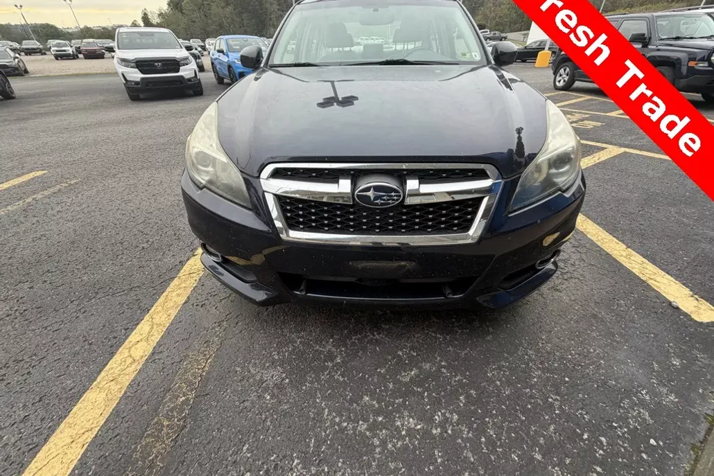 2013 Subaru Legacy 3.6R Limited photo 1
