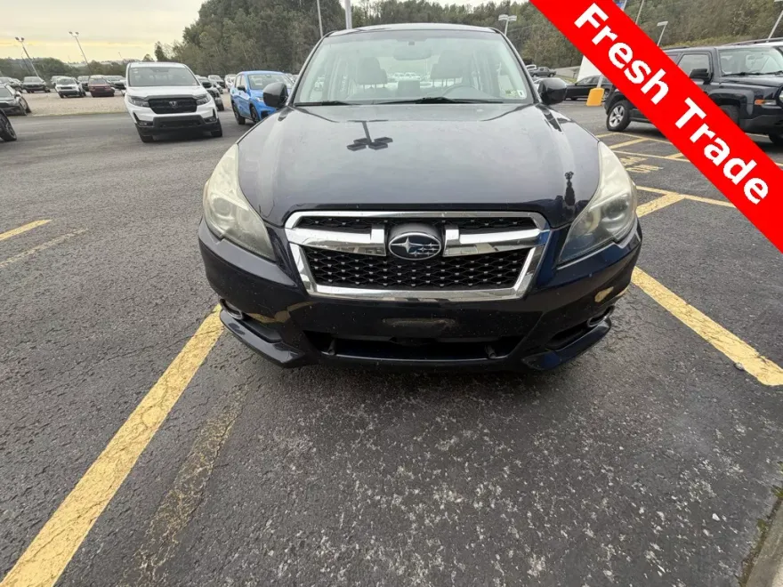 2013 Subaru Legacy 3.6R Limited photo 1