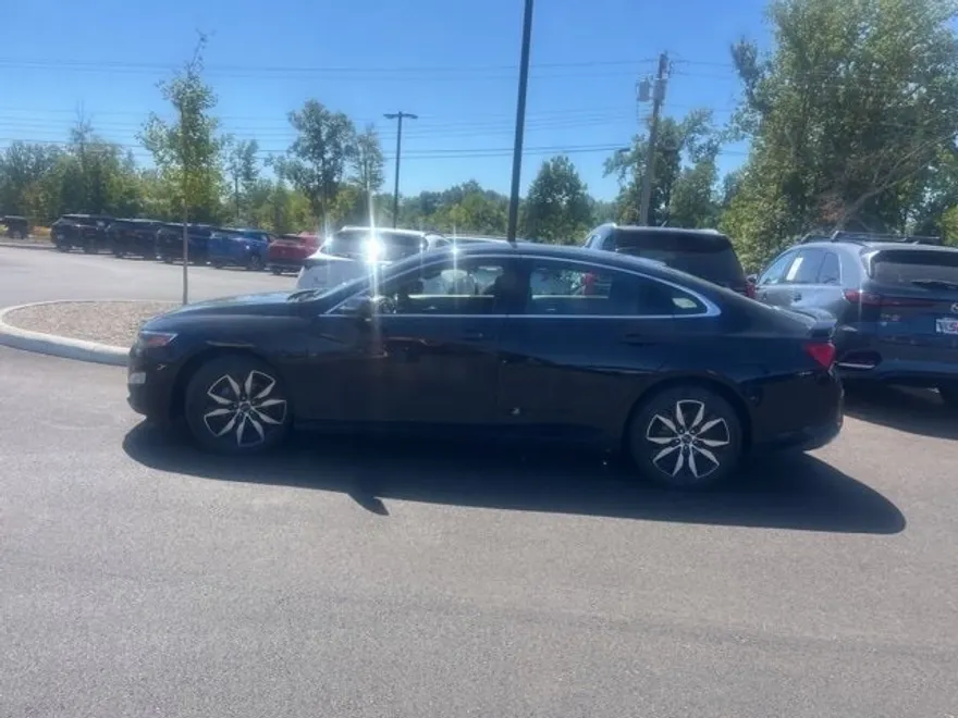 2020 Chevrolet Malibu RS photo 1