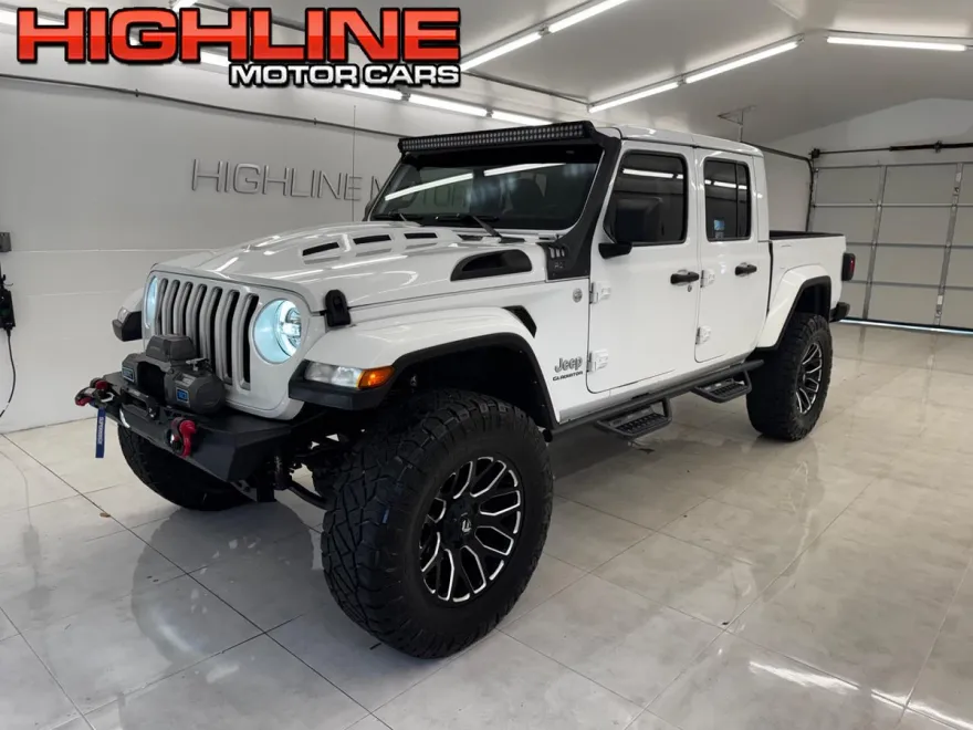 2022 Jeep Gladiator Overland photo 1