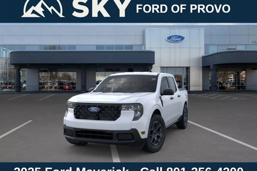 2025 Ford Maverick XLT photo 1