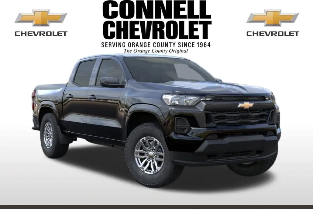 2025 Chevrolet Colorado Work Truck LT photo 1