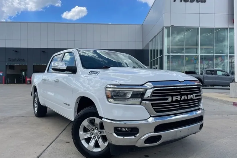 2022 Ram 1500 Laramie photo 1